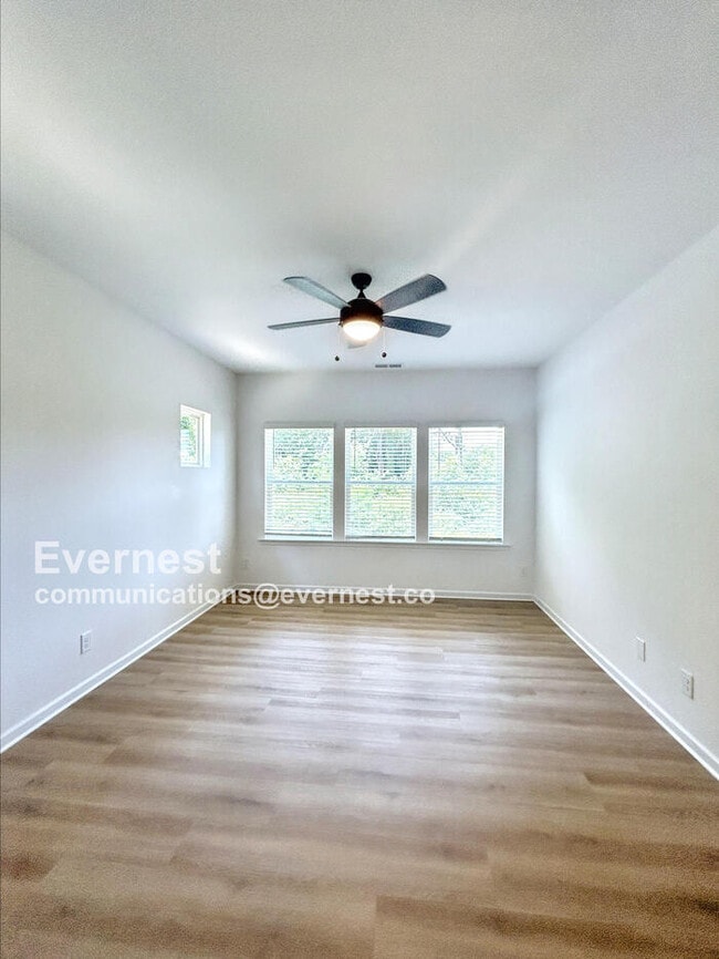 Building Photo - 630 Austin Dr