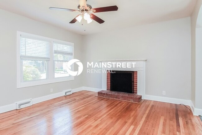 Building Photo - 2 Bedroom Pet-Friendly Home in Durham, NC ...