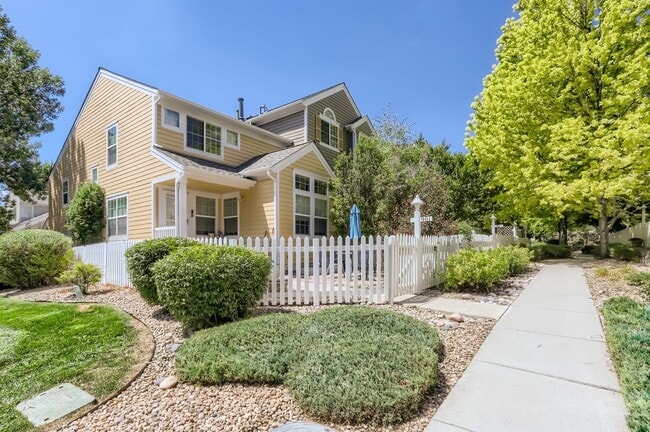 Foto del edificio - Sunny townhome in West Longmont!