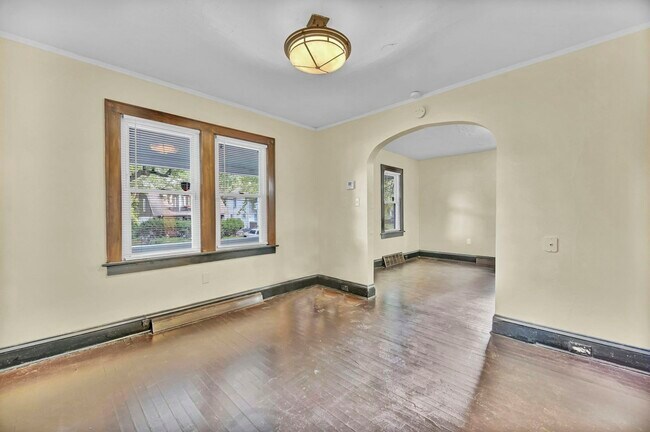 Foto del edificio - 1148 La Croix Ave