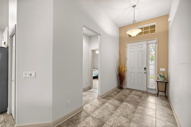 Building Photo - 2383 N Brentwood Cir