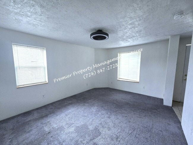 Foto del edificio - 455 E Jefferson St