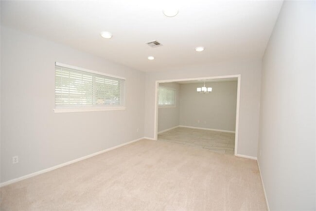 Building Photo - 10038 Briarwild Ln