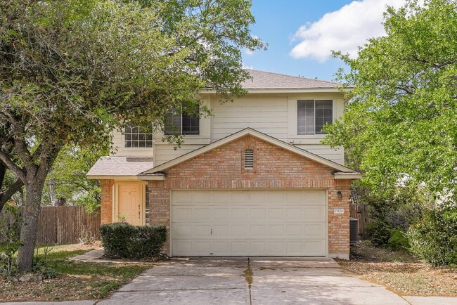 Building Photo - 15524 Sarah's Creek Dr