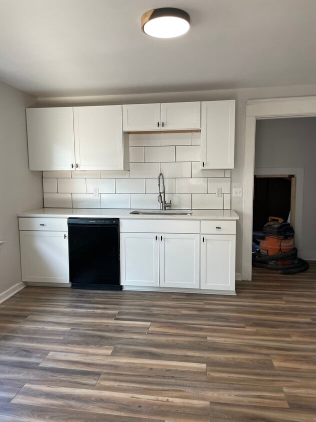 57 Kirkover St Unit Upper, Buffalo, NY 14206 57 Kirkover St Buffalo