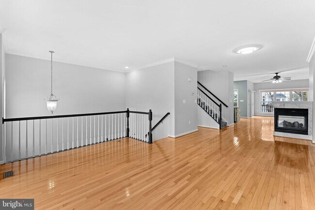 Foto del edificio - 13584 Cedar Run Ln