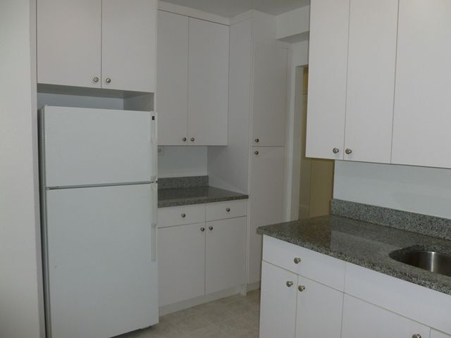 Foto del edificio - 105-40 62nd Rd