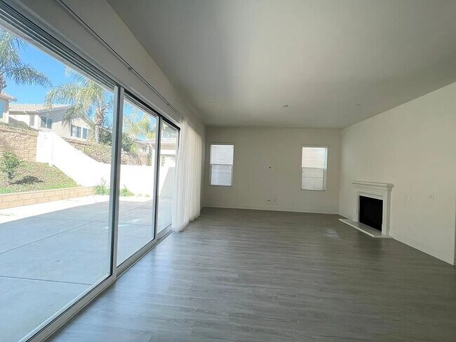 Building Photo - 15882 Kingston Rd