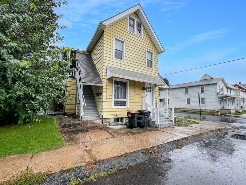 737 Tucker St, Williamsport, PA 17701 Condo for Rent in Williamsport
