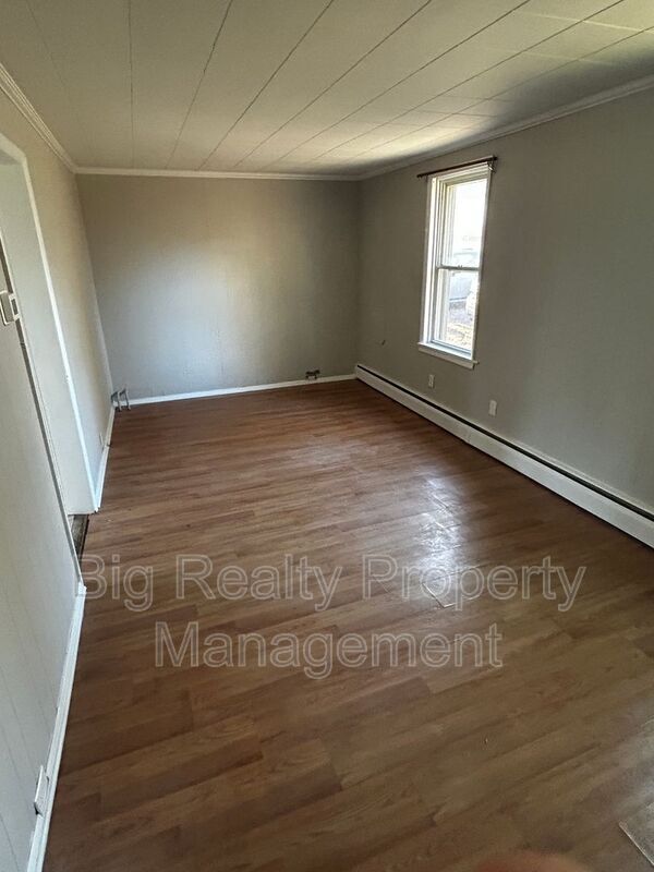 Foto del edificio - 10 Boraten Rd