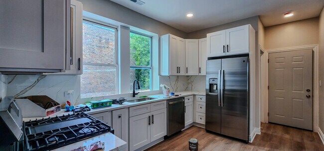 Foto del edificio - 2552 S Central Park Ave