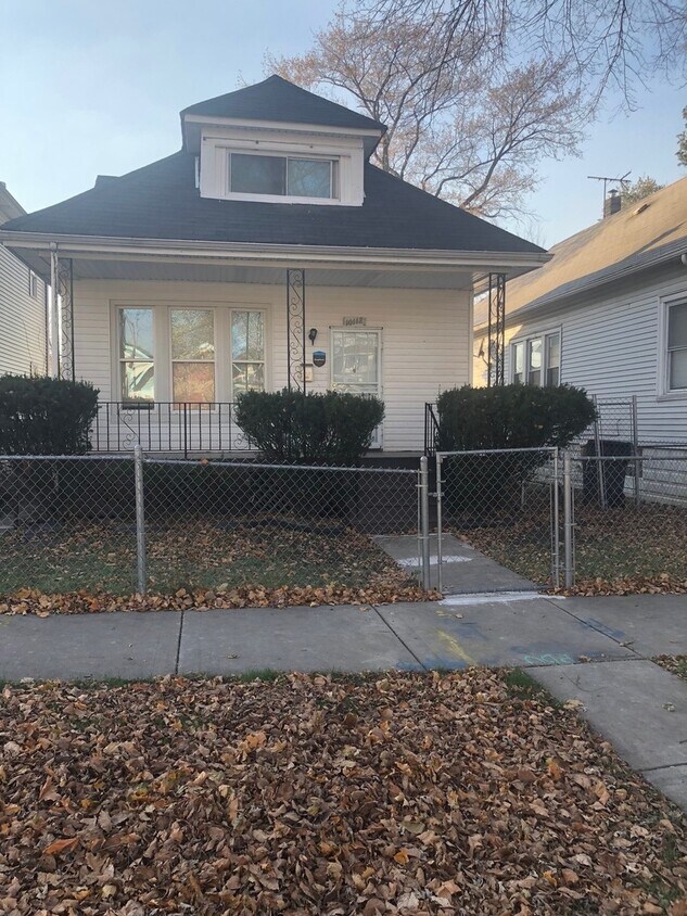 10112 S Yale Ave, Chicago, IL 60628 House Rental in Chicago, IL