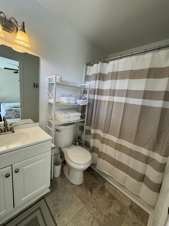 Master bathroom - 20D Hartwell Villas