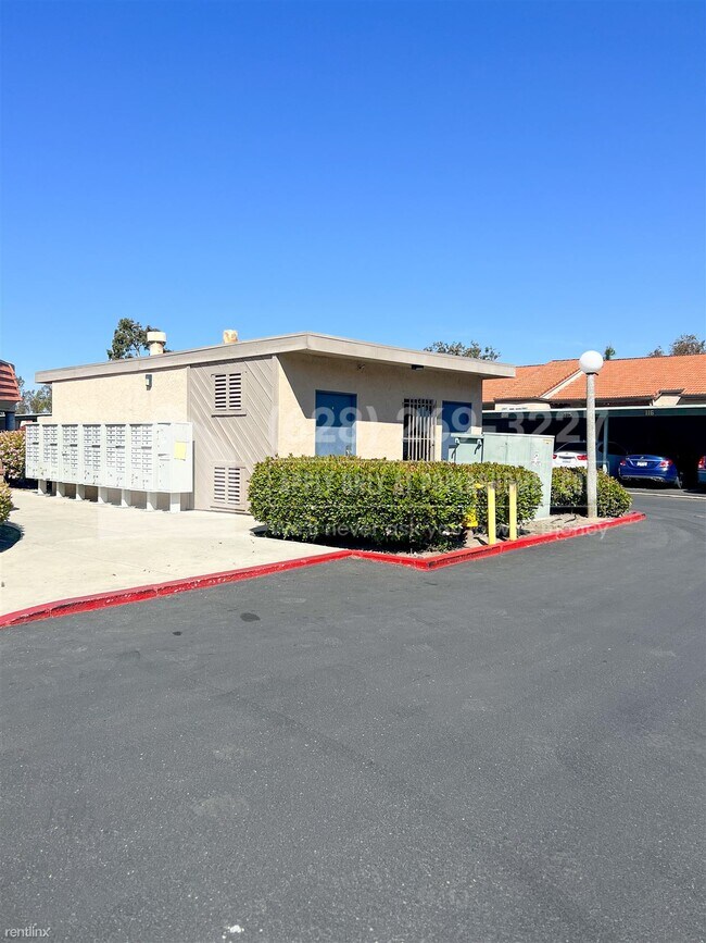 Building Photo - 2 br, 1 bath House - 2344 Hosp Way, #326 -