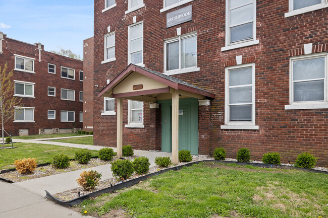 Building Photo - Brushwood Apartments