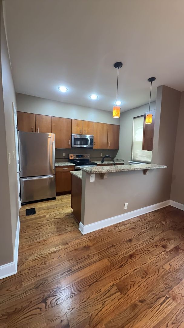 Foto del edificio - Check out this amazing Downtown Condo!!