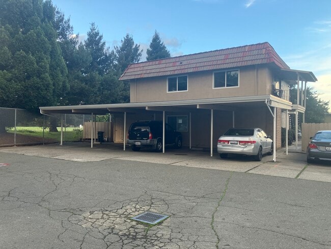 Foto del edificio - 2467 Colina Ct