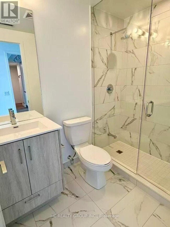 Building Photo - 180 Front St E