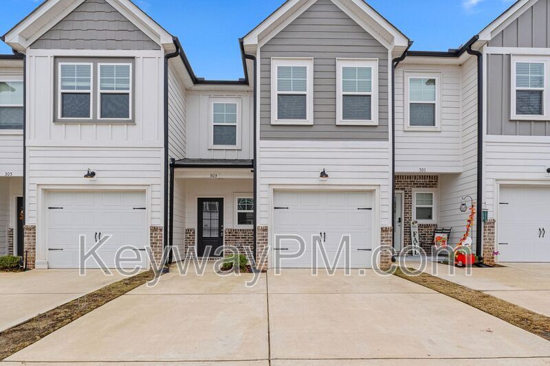 Foto principal - 303 Sumac Trail