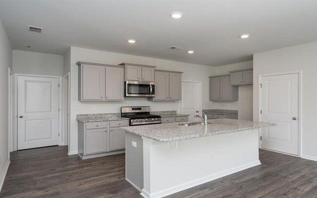 Building Photo - 568 Turpentine Trl