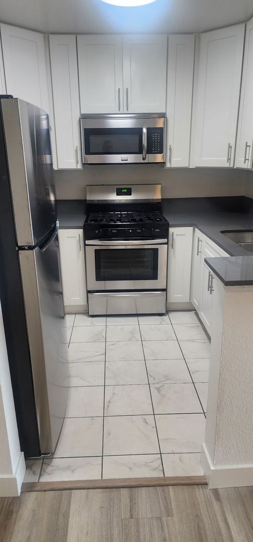 Building Photo - 4276 S Centinela Ave