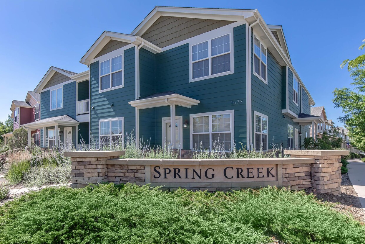 Foto principal - Spring Creek Townhomes