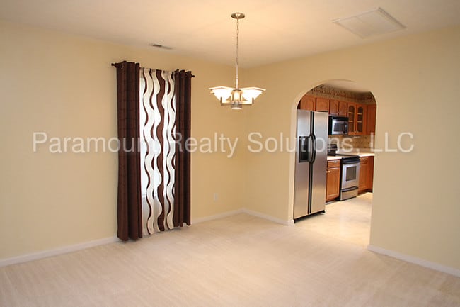 Building Photo - 3014 Forrestal Dr