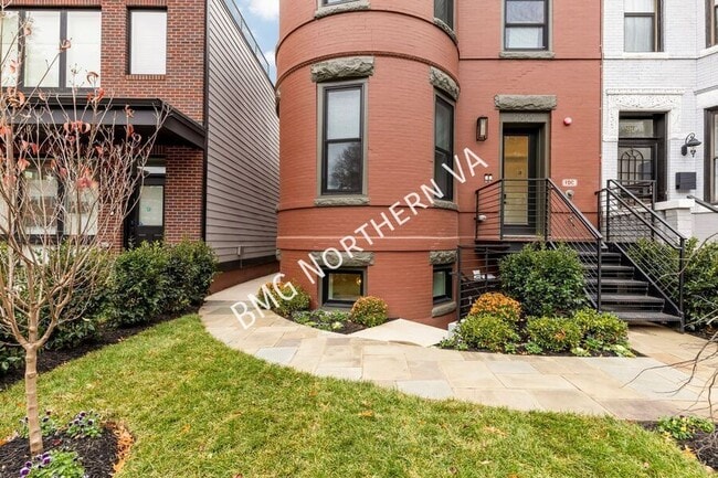 Building Photo - 2829 13th St NW