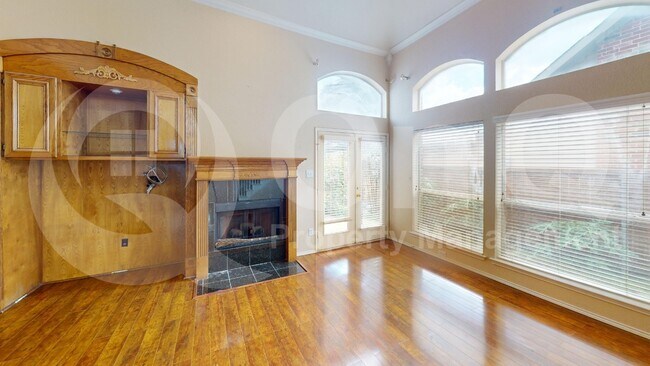 Foto del edificio - 8012 Spring Peaks Dr