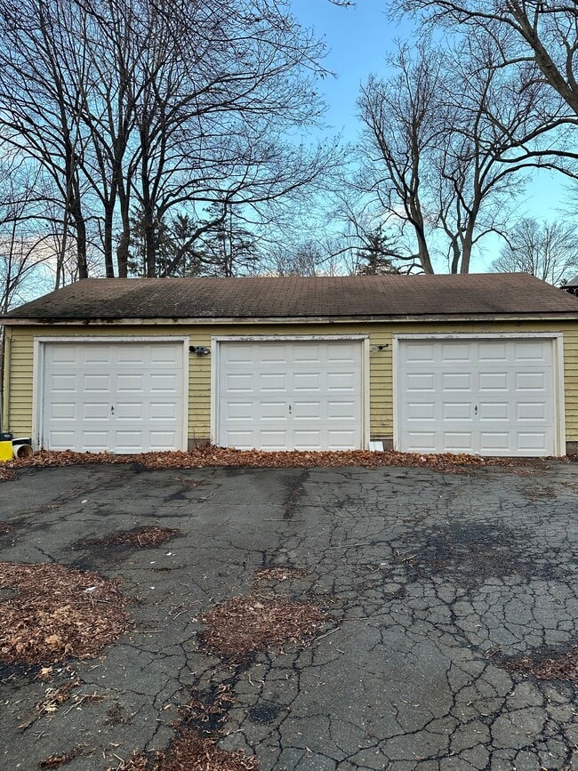 Building Photo - 19 High St