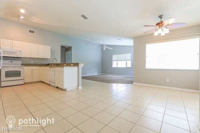 Foto del edificio - 3 br, 2 bath House - 4684 Alfa Terrace UNIT