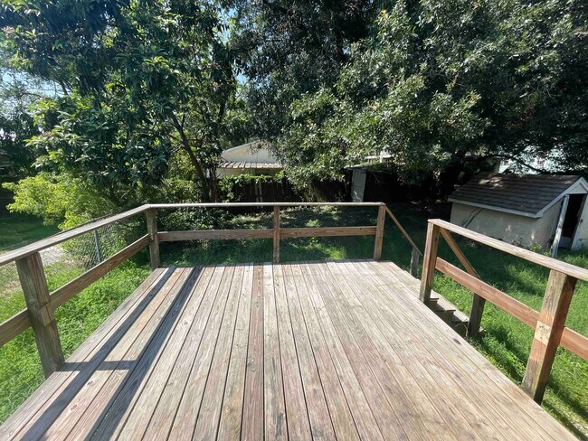 Foto del edificio - 601 Whitehurst St