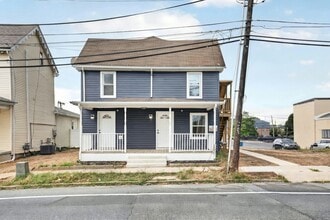 Building Photo - 428 S Governors Ave