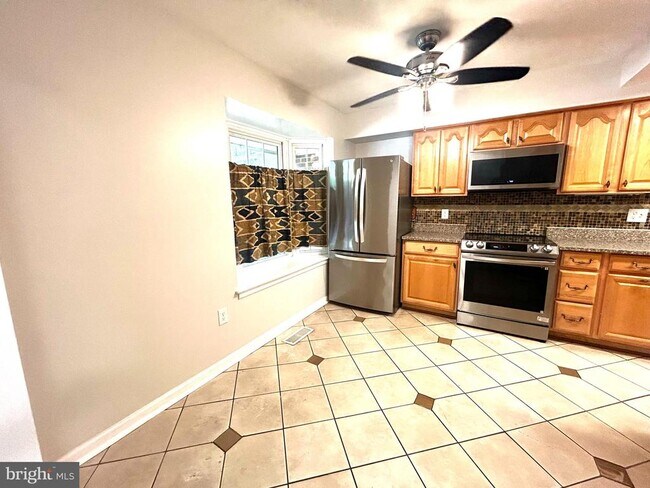 Foto del edificio - 6476 O'Hara Ct Dr