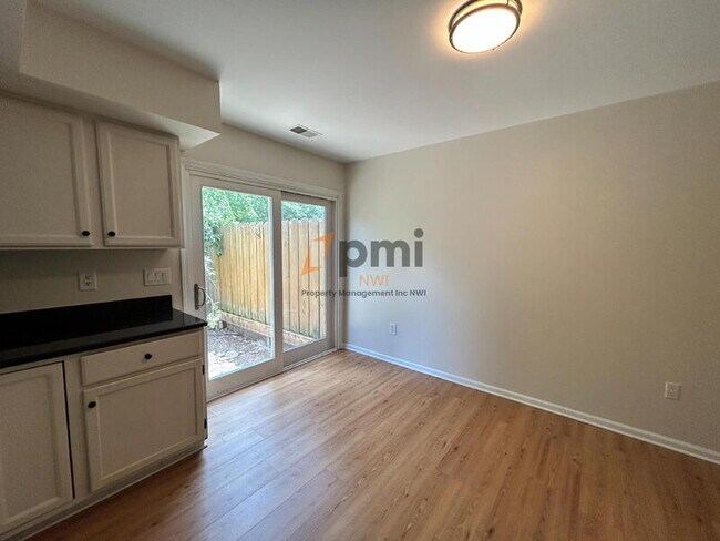 Foto del edificio - 4842 93rd Terrace