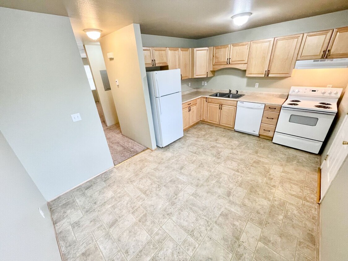 2292 Holabird Ave Unit 2294, Klamath Falls, OR 97601 Room for Rent in