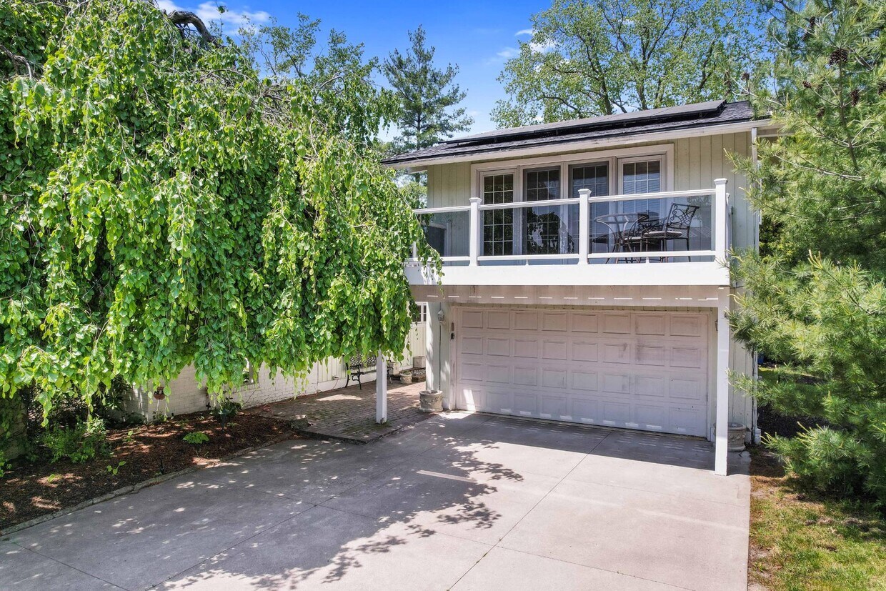 Foto principal - 2372 Pine Lake Rd