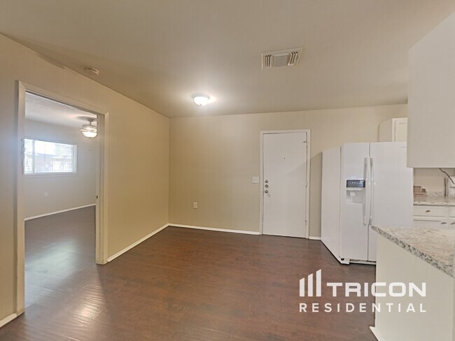 Building Photo - 111 Meadow Lark Converse TX