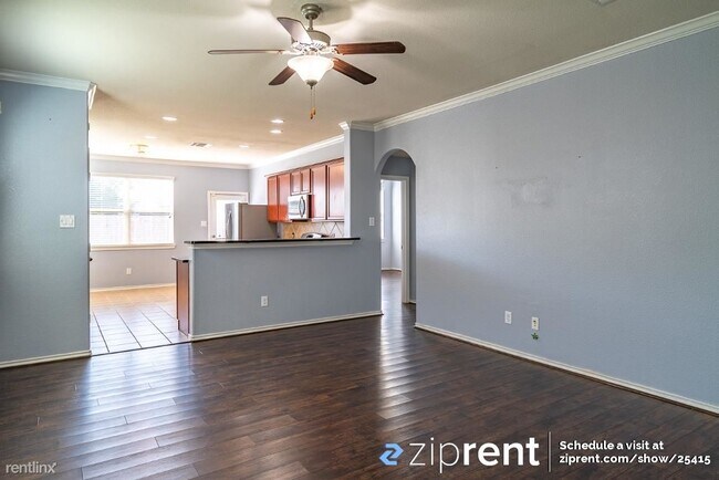 Foto del edificio - 4 br, 2.5 bath House - 3406 Middledale Lan...