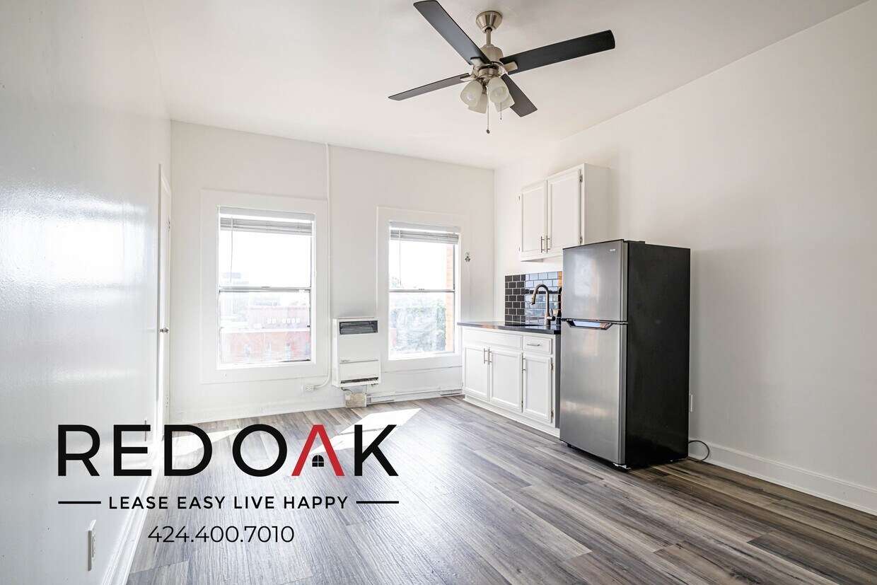 Foto principal - 744 Beacon Ave