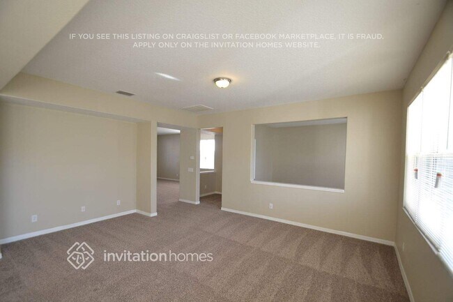 Building Photo - 11166 Golden Silence Dr