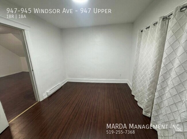 Building Photo - COZY 1+1 BED/1BATH UPPER UNIT- DOWNTOWN PLUS 30% UTILITIES