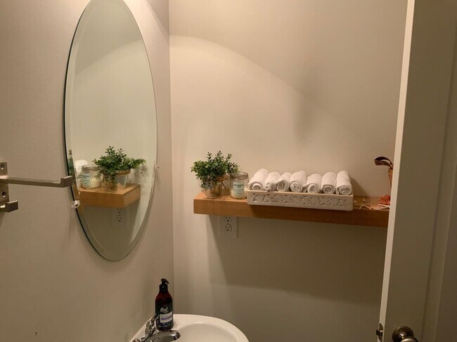 Building Photo - 3421 Open Fields Dr