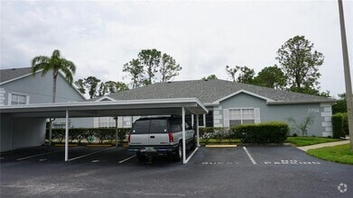 Building Photo - 7704 Hillside Ct