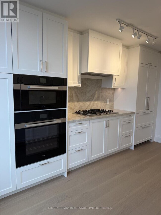 Building Photo - 505 Glencairn Ave