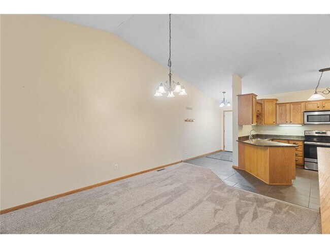 Foto del edificio - 7626 Fox Creek Ct