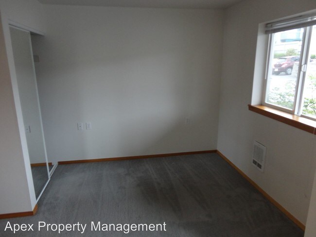 Building Photo - 1025 23rd St