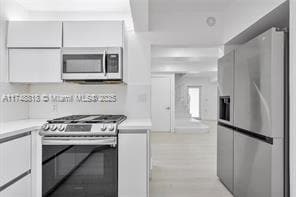 Building Photo - 600 Surfside Blvd