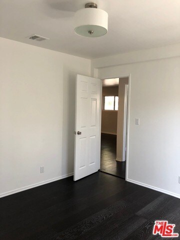 Foto principal - 719 N Formosa Ave