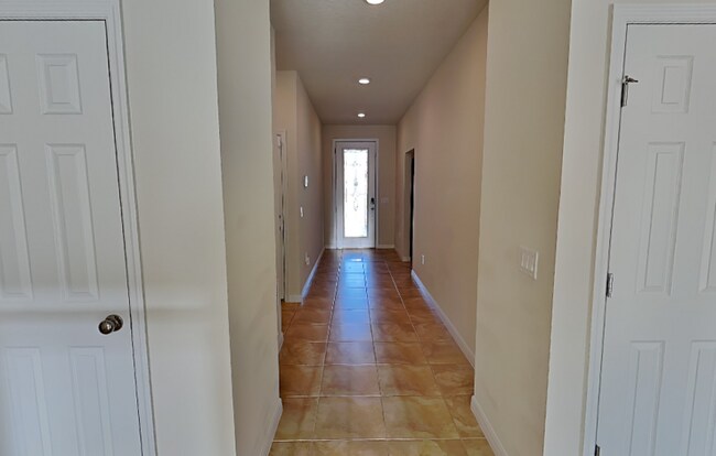 Building Photo - 3417 Soaring Dr